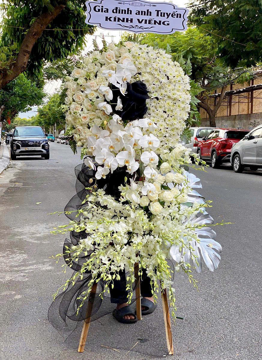 Vòng hoa chia buồn - 1116