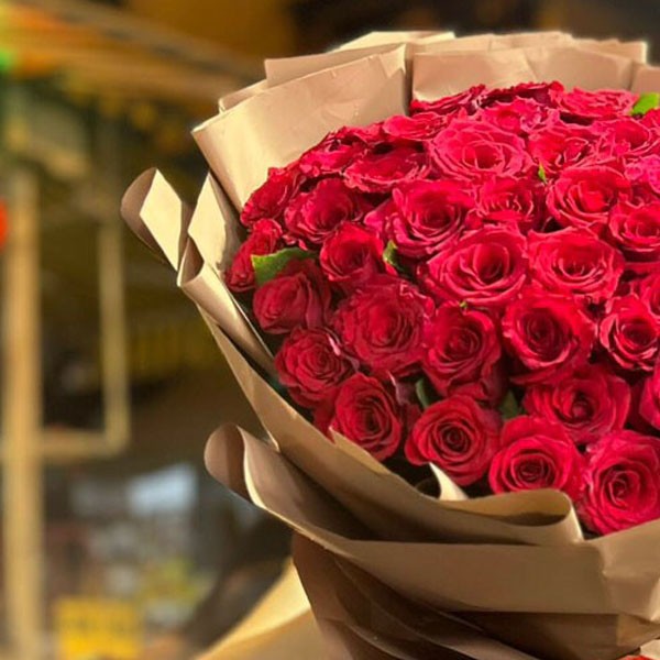 Bó hoa hồng đỏ - 606